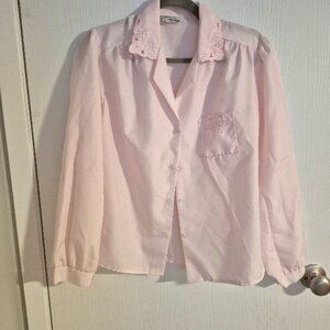 (MOVING SALE, ALL CLOTHES MUST GO) Vintage Pink Embroidered Blouse